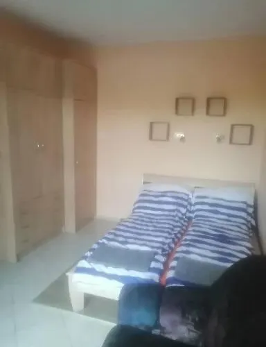 Steg Vendeghaz Apartment Szigetszentmarton